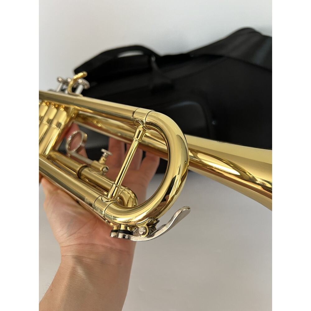 Verve TRV-100 Trumpet With Black Hard Nylon Case - Picture 10 of 16